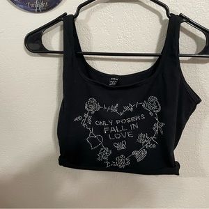 Cropped graphic tank top